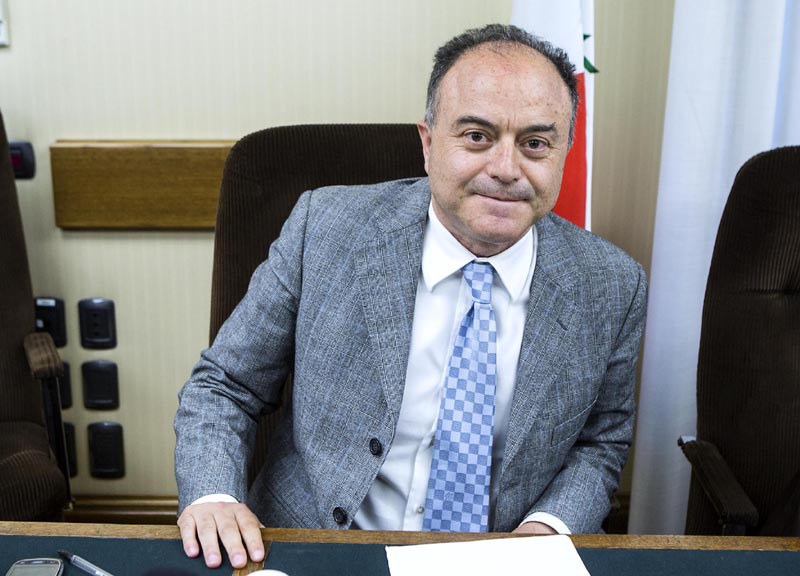 Mafia, allarme a Roma: shopping di ristoranti e hotel. La denuncia di Gratteri Mafia, allarme a Roma: shopping di ristoranti e hotel. La denuncia di Gratteri
