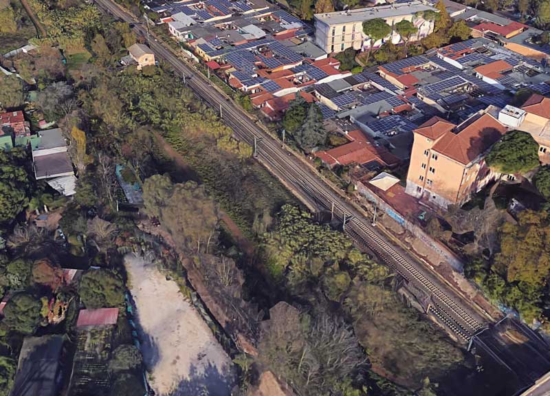 Ruspe dai Casamonica: “Finta lotta all’abusivismo”. L’autodenuncia a 5 Stelle Ruspe dai Casamonica: “Finta lotta all’abusivismo”. L’autodenuncia a 5 Stelle