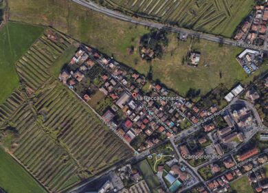 Ruspe dai Casamonica: “Finta lotta all’abusivismo”. L’autodenuncia a 5 Stelle