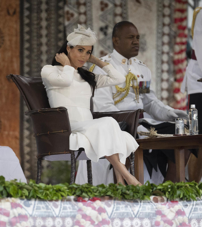 Meghan Markle, Harry e il royal baby: Carlo svela il nome. Royal Family News Meghan Markle, Harry e il royal baby: Carlo svela il nome. Royal Family News