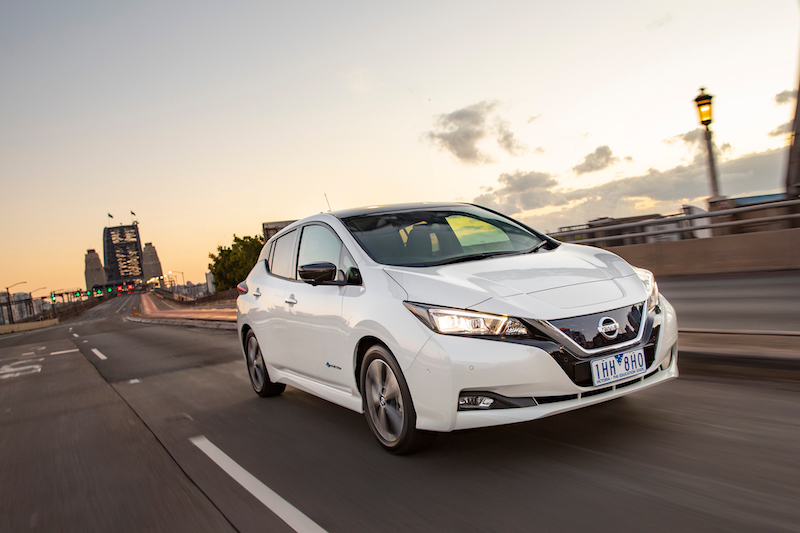Nissan LEAF vince il premio “Drive Car of the Year” Nissan LEAF vince il premio “Drive Car of the Year”