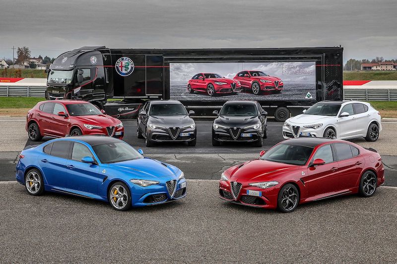 Svelati per la prima volta i segreti della dinamica di guida Alfa Romeo Svelati per la prima volta i segreti della dinamica di guida Alfa Romeo