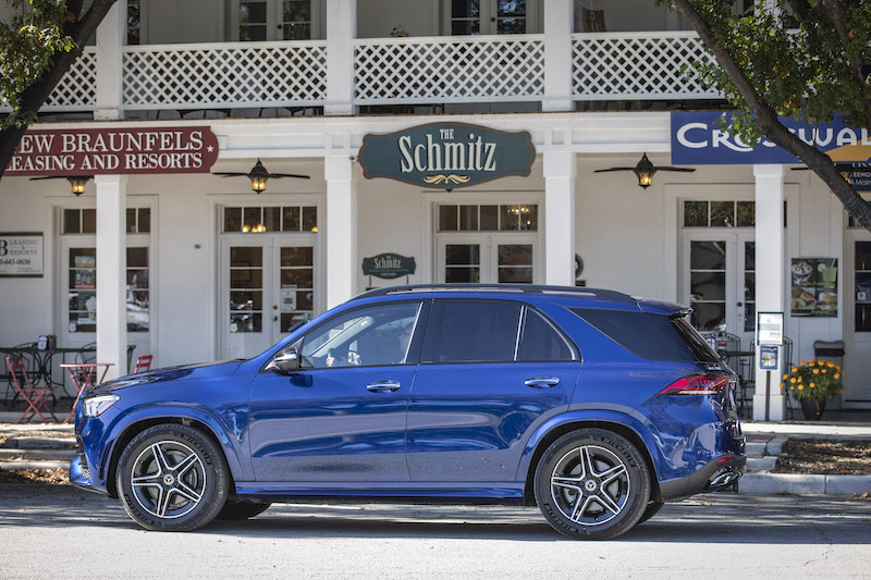 Mercedes Benz GLE: la regina dei SUV si reinventa Mercedes Benz GLE: la regina dei SUV si reinventa