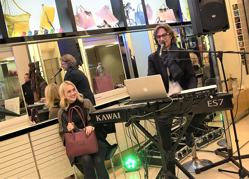 Luigi Petruzzi, showcase da De Wan con atmosfere da pianobar