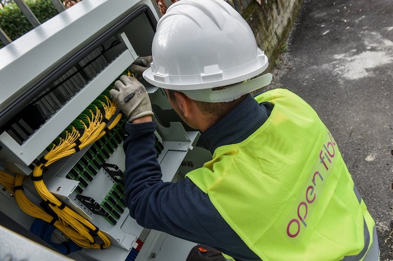 Parma, la città ducale viaggia a 1 giga al secondo con la fibra di Open Fiber Parma, la città ducale viaggia a 1 giga al secondo con la fibra di Open Fiber