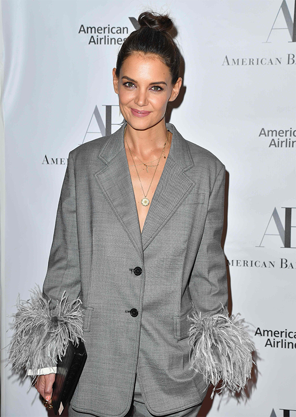 Katie Holmes (dopo Tom Cruise) sposa Jamie Foxx a Parigi. Rumors Katie Holmes (dopo Tom Cruise) sposa Jamie Foxx a Parigi. Rumors