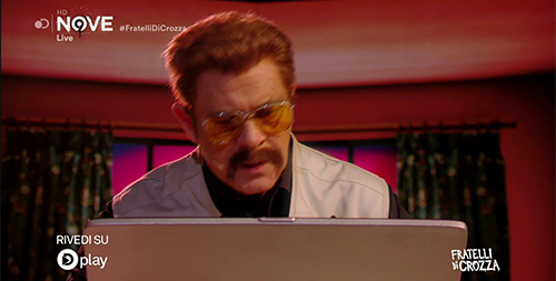 Crozza/Napalm 51: “Ha svelato la sua storia con Chiara Ferragni insabbiata” Crozza/Napalm 51: “Ha svelato la sua storia con Chiara Ferragni insabbiata”