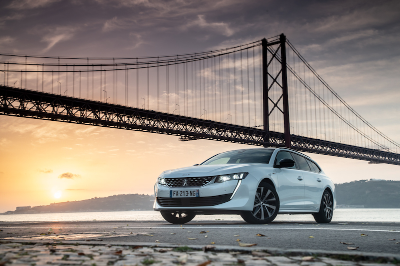 Nuova Peugeot 508 SW: la sfida al conformismo Nuova Peugeot 508 SW: la sfida al conformismo