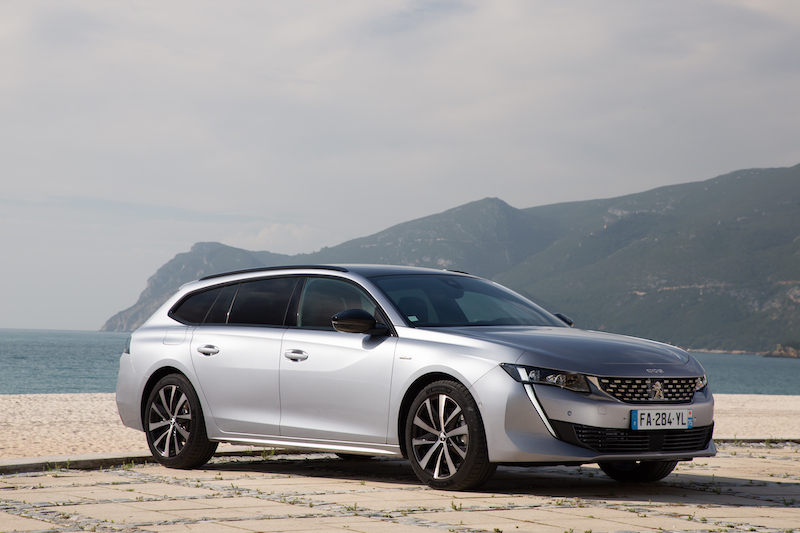 Nuova Peugeot 508 SW: la sfida al conformismo Nuova Peugeot 508 SW: la sfida al conformismo