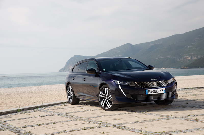 Nuova Peugeot 508 SW: la sfida al conformismo Nuova Peugeot 508 SW: la sfida al conformismo