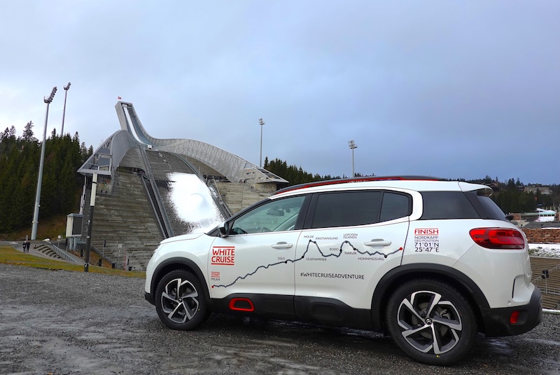 Fabio Volo alla guida della Citroën C5 Aircross, alla scoperta di Oslo Fabio Volo alla guida della Citroën C5 Aircross, alla scoperta di Oslo