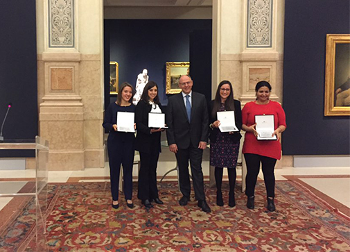Fondazione Intesa Sanpaolo per il diritto allo studio: 4 le ragazze vincitrici Fondazione Intesa Sanpaolo per il diritto allo studio: 4 le ragazze vincitrici