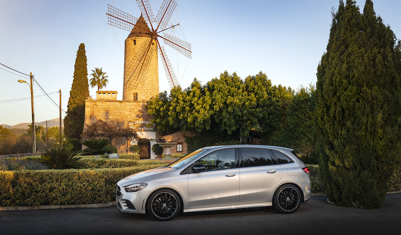 Nuova Mercedes-Benz Classe B: una Tourer sportiva