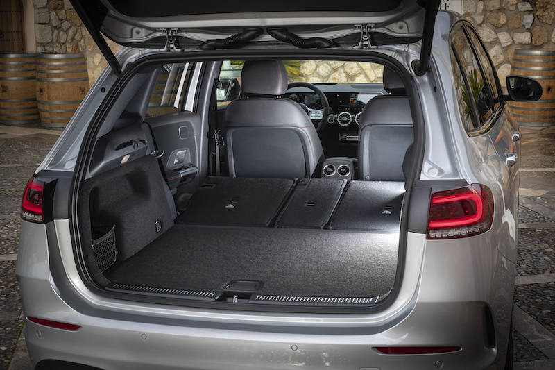 Nuova Mercedes-Benz Classe B: una Tourer sportiva