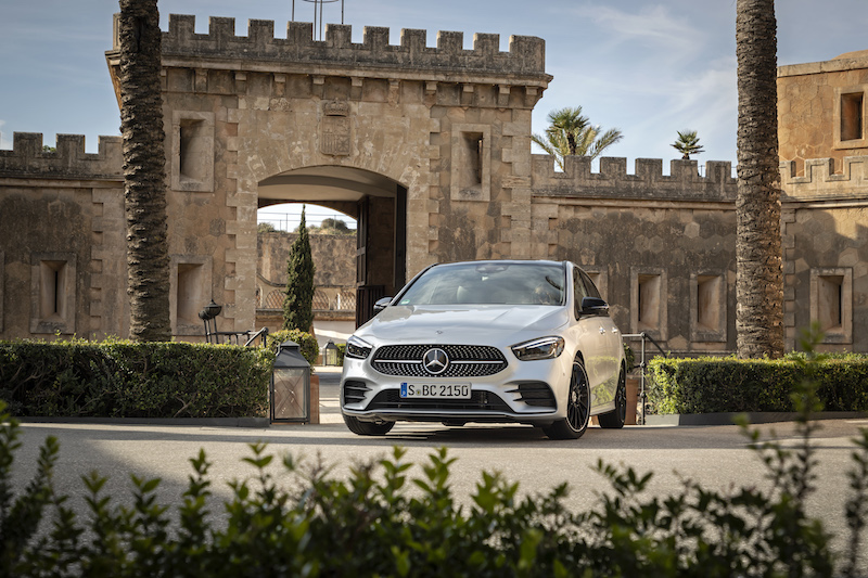 Nuova Mercedes-Benz Classe B: una Tourer sportiva