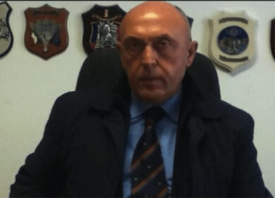 Lecce, pm arrestato: “Favori e sesso per aggiustare indagini sulla Asl”