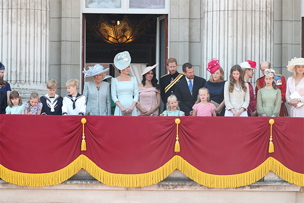 Meghan Markle caos: dopo Melissa, se ne va anche Samantha. ROYAL FAMILY NEWS Meghan Markle caos: dopo Melissa, se ne va anche Samantha. ROYAL FAMILY NEWS