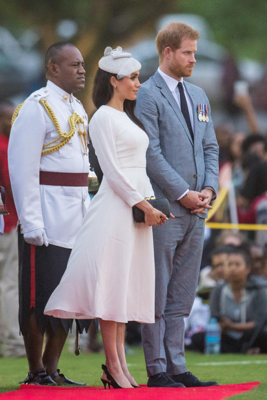 Meghan Markle caos: dopo Melissa, se ne va anche Samantha. ROYAL FAMILY NEWS Meghan Markle caos: dopo Melissa, se ne va anche Samantha. ROYAL FAMILY NEWS