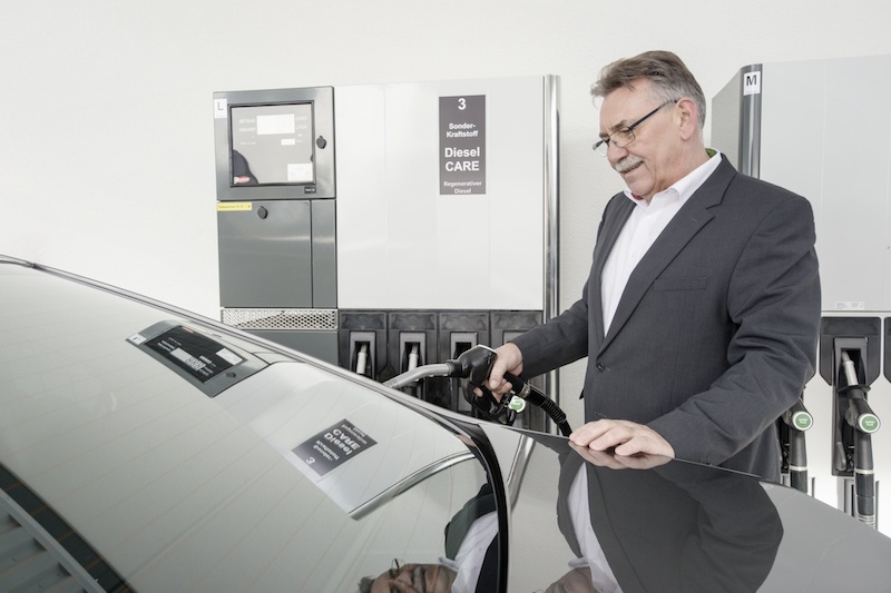 Bosch sperimenta il carburante diesel totalmente rinnovabile Bosch sperimenta il carburante diesel totalmente rinnovabile