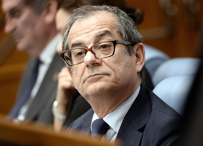 Manovra, Tria: “Possibile evitare procedura, ma ora scelta politica” Manovra, Tria: “Possibile evitare procedura, ma ora scelta politica”