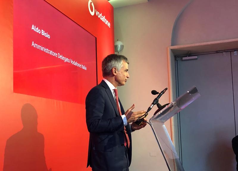 Galleria foto 'Vodafone accende la prima rete 5G d’Italia a Milano' - foto 1