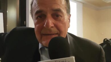 Bersani, LeU: “Aspettiamo dal governo la bozza del piano clima-energia”