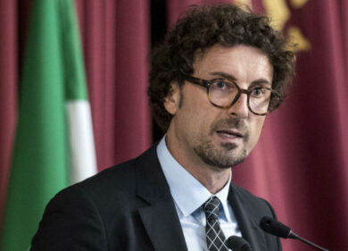 Ponte Genova, Toninelli: “In piedi a fine 2019, inaugurato nel 2020”