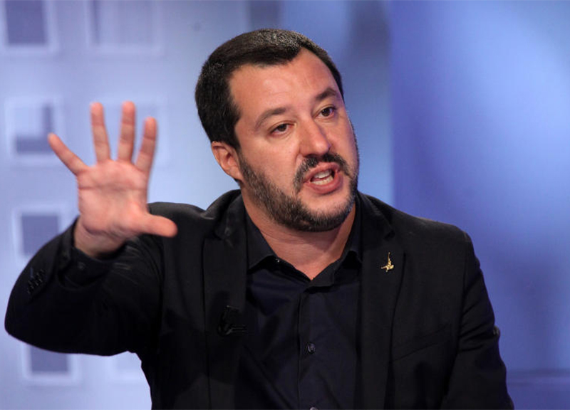 Salvini: “Milan fa beneficenza ovunque. Spero un pareggio con la Fiorentina” Salvini: “Milan fa beneficenza ovunque. Spero un pareggio con la Fiorentina”