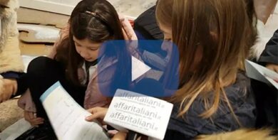 Poste Italiane consegna a Babbo Natale le letterine di 70 alunni romani