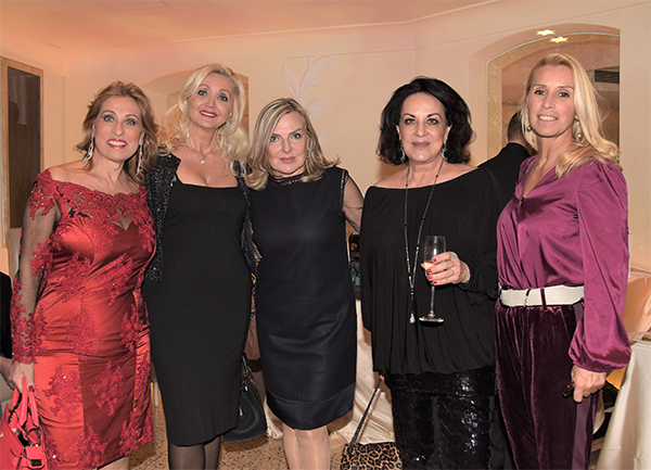 Daniela Javarone Presidente Amici della Lirica festa di Natale