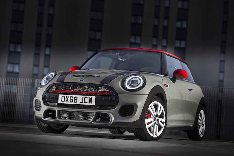 MINI John Cooper Works, da marzo arriva l’Euro 6d-Temp