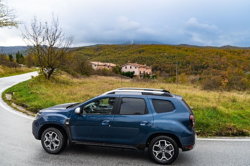 Dacia Duster : arriva la versione GPL Dacia Duster : arriva la versione GPL
