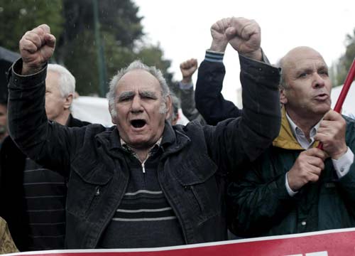 Manovra, i pensionati protestano in Lombardia Manovra, i pensionati protestano in Lombardia