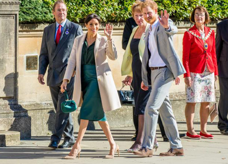 Royal Family News: per la mamma di Meghan Markle niente Natale con la regina