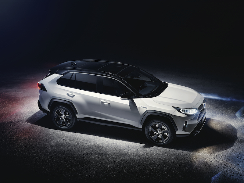 Nuovo Toyota RAV4, è possibile ordinarlo in Italia Nuovo Toyota RAV4, è possibile ordinarlo in Italia