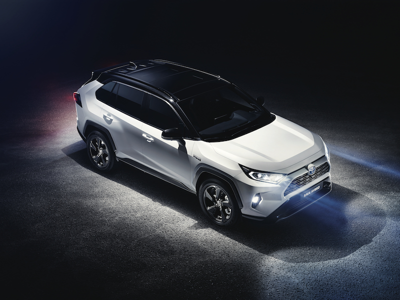 Nuovo Toyota RAV4, è possibile ordinarlo in Italia Nuovo Toyota RAV4, è possibile ordinarlo in Italia
