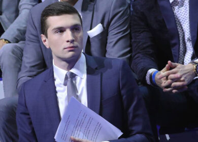 Francia, Marine Le Pen candida il 23enne Bardella capolista alle europee