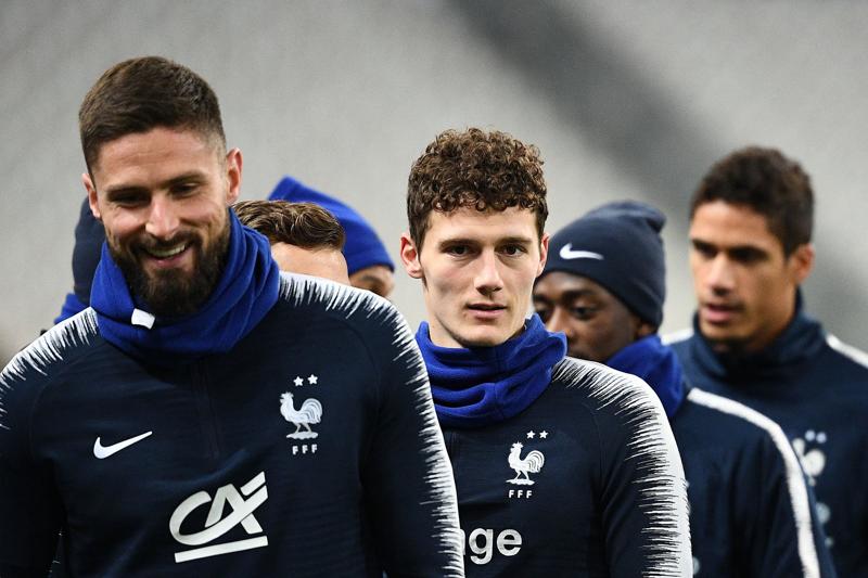 Calciomercato – Pavard, niente Napoli. Va al Bayern Monaco Calciomercato – Pavard, niente Napoli. Va al Bayern Monaco