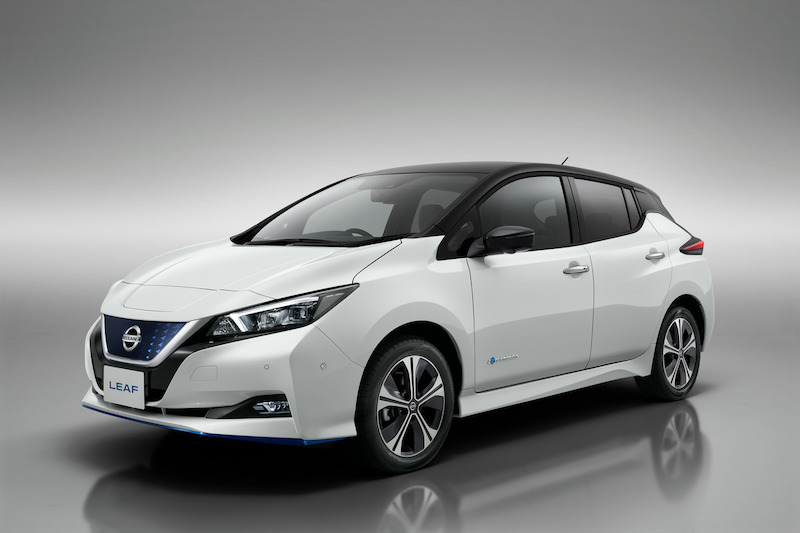 Nuova Nissan Leaf 3.Zero, l’elettrica con un autonomia di 385 km Nuova Nissan Leaf 3.Zero, l’elettrica con un autonomia di 385 km
