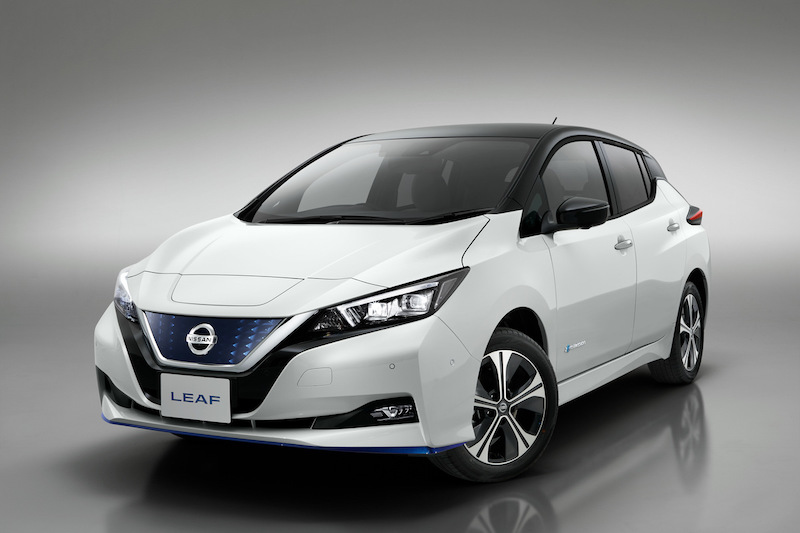 Nuova Nissan Leaf 3.Zero, l’elettrica con un autonomia di 385 km Nuova Nissan Leaf 3.Zero, l’elettrica con un autonomia di 385 km
