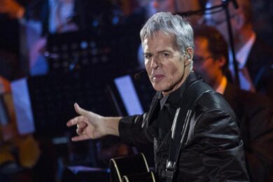 I migranti inguaiano Baglioni, la Direttrice di Rai1: “Mai più Sanremo”