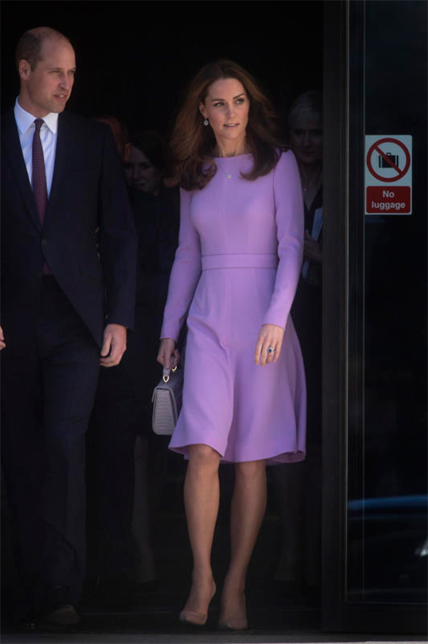 Kate Middleton, Meghan Markle e quei regali di compleanno… ROYAL FAMILY NEWS Kate Middleton, Meghan Markle e quei regali di compleanno… ROYAL FAMILY NEWS