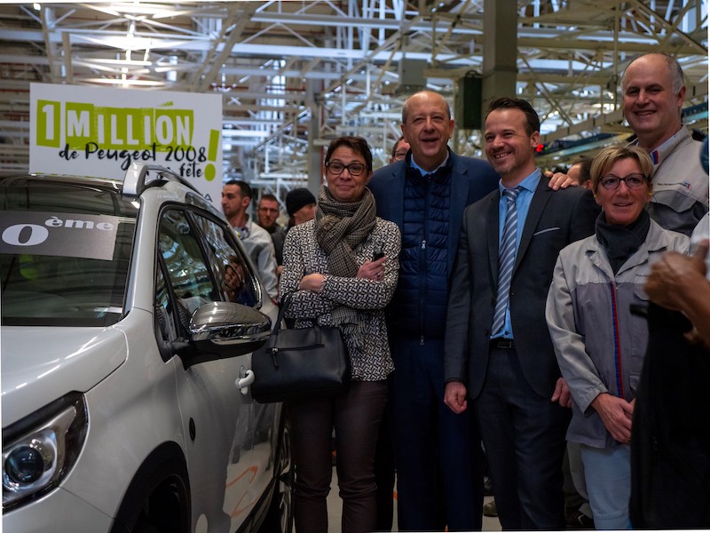 Dal sito produttivo di  PSA di Mulhouse esce la milionesima Peugeot 2008