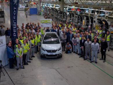 Dal sito produttivo di  PSA di Mulhouse esce la milionesima Peugeot 2008