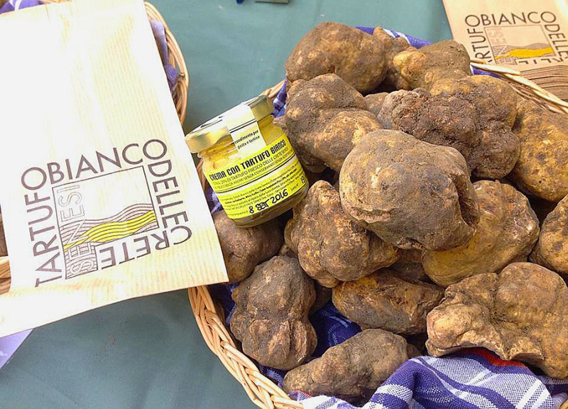 Iva tartufo al 5%, così “assorbe” le opposizioni. Riesplode il caso assorbenti Iva tartufo al 5%, così “assorbe” le opposizioni. Riesplode il caso assorbenti