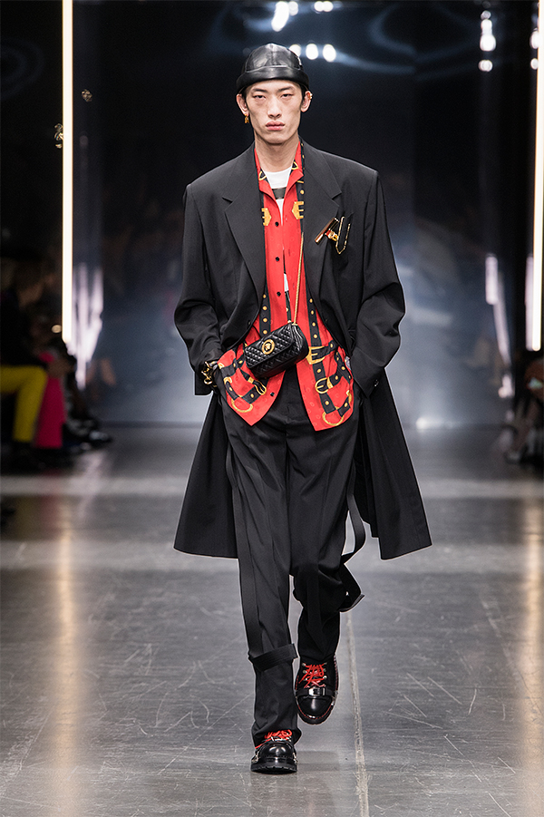 VERSACE UOMO AUTUNNO-INVERNO 2019 VERSACE UOMO AUTUNNO-INVERNO 2019