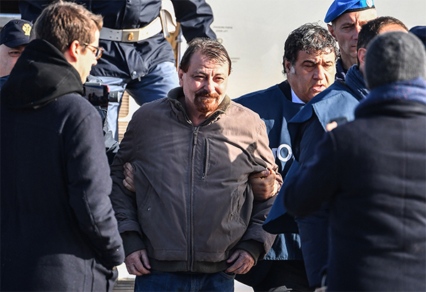 Mettere subito in libertà Cesare Battisti? Mettere subito in libertà Cesare Battisti?