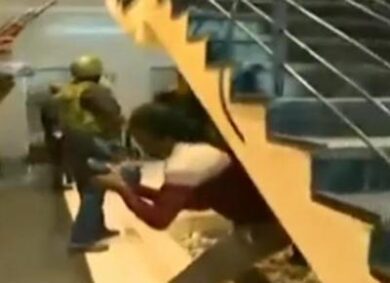 Terrorismo, commando assalta hotel a Nairobi: 7 morti. Al-Shabaab rivendica