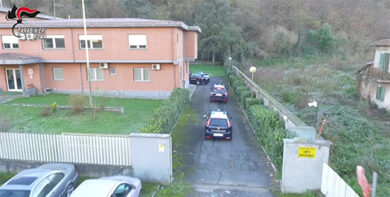 Schiavi di un bengalese, 11 ore al giorno al lavoro nei campi: preso caporale