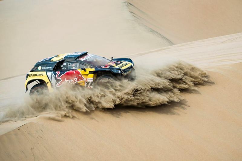 Dakar 2019, Tappa 10, La coppia Peugeot Loeb-Elena è a podio Dakar 2019, Tappa 10, La coppia Peugeot Loeb-Elena è a podio
